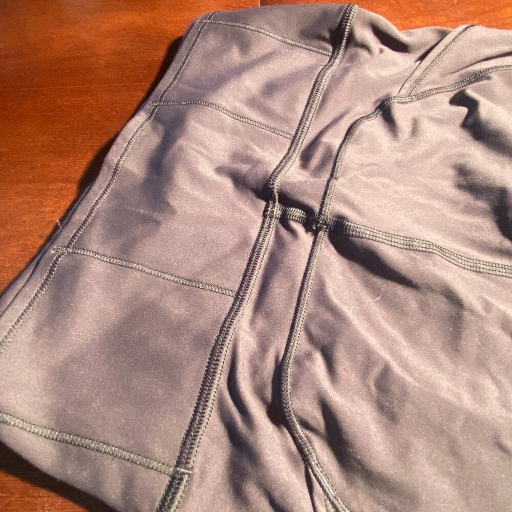 Lululemon - Picture 6 of 6